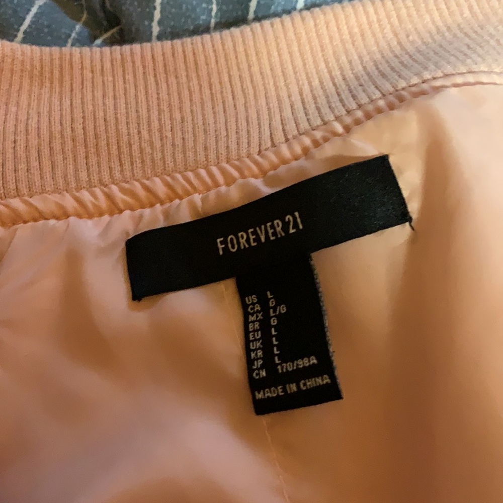 coat - Picture 3 of 3